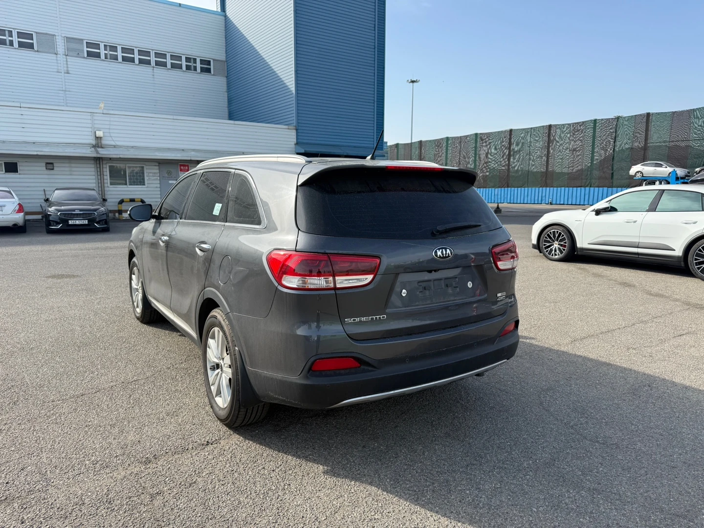 Kia Sorento 2.2CRDI-4WD-ОЧАКВАН ВНОС!, снимка 6 - Автомобили и джипове - 54340526