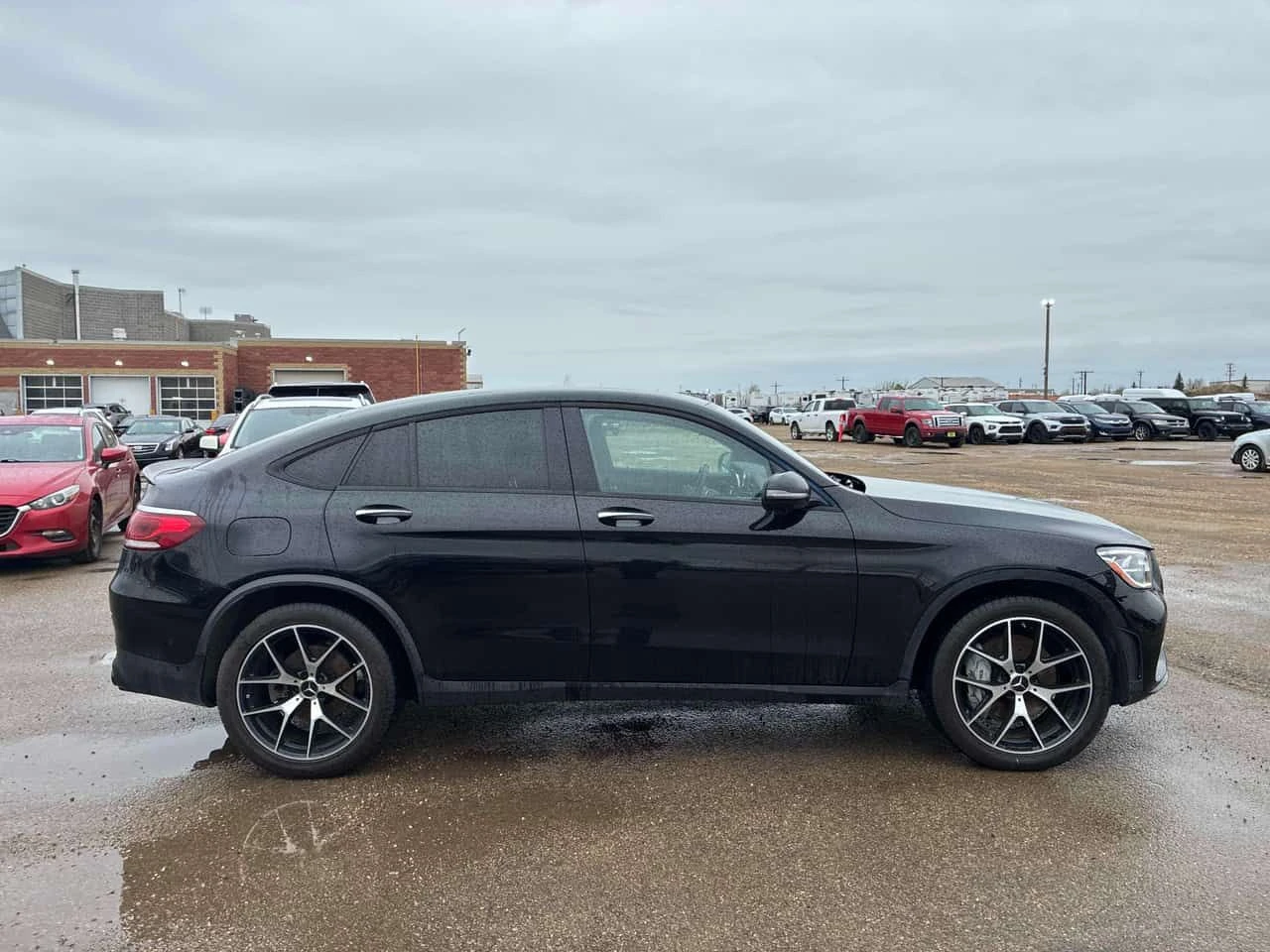Mercedes-Benz GLC 43 AMG COUPE/360/DISTRONIC/, снимка 3 - Автомобили и джипове - 54564148