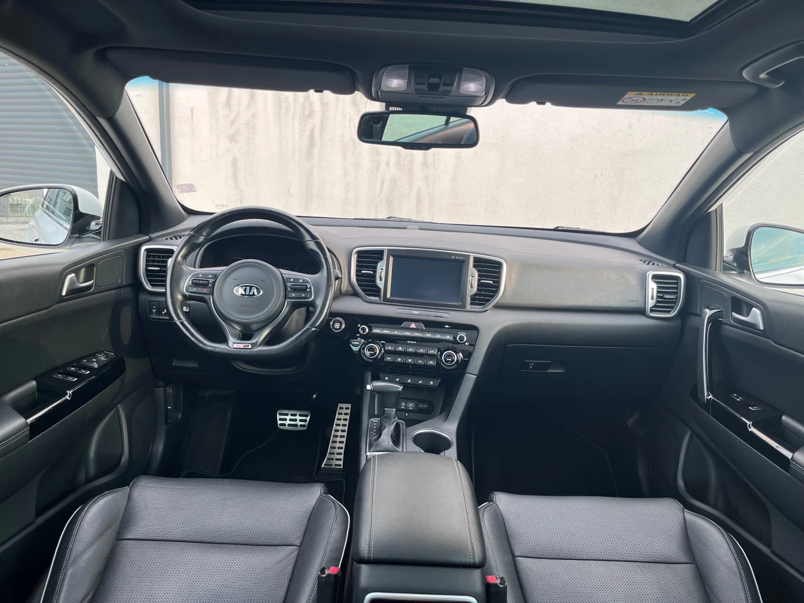 Kia Sportage  2.0 CRDI GT Line 185кс 4х4 / Обдухване / Панорама, снимка 16 - Автомобили и джипове - 55042096