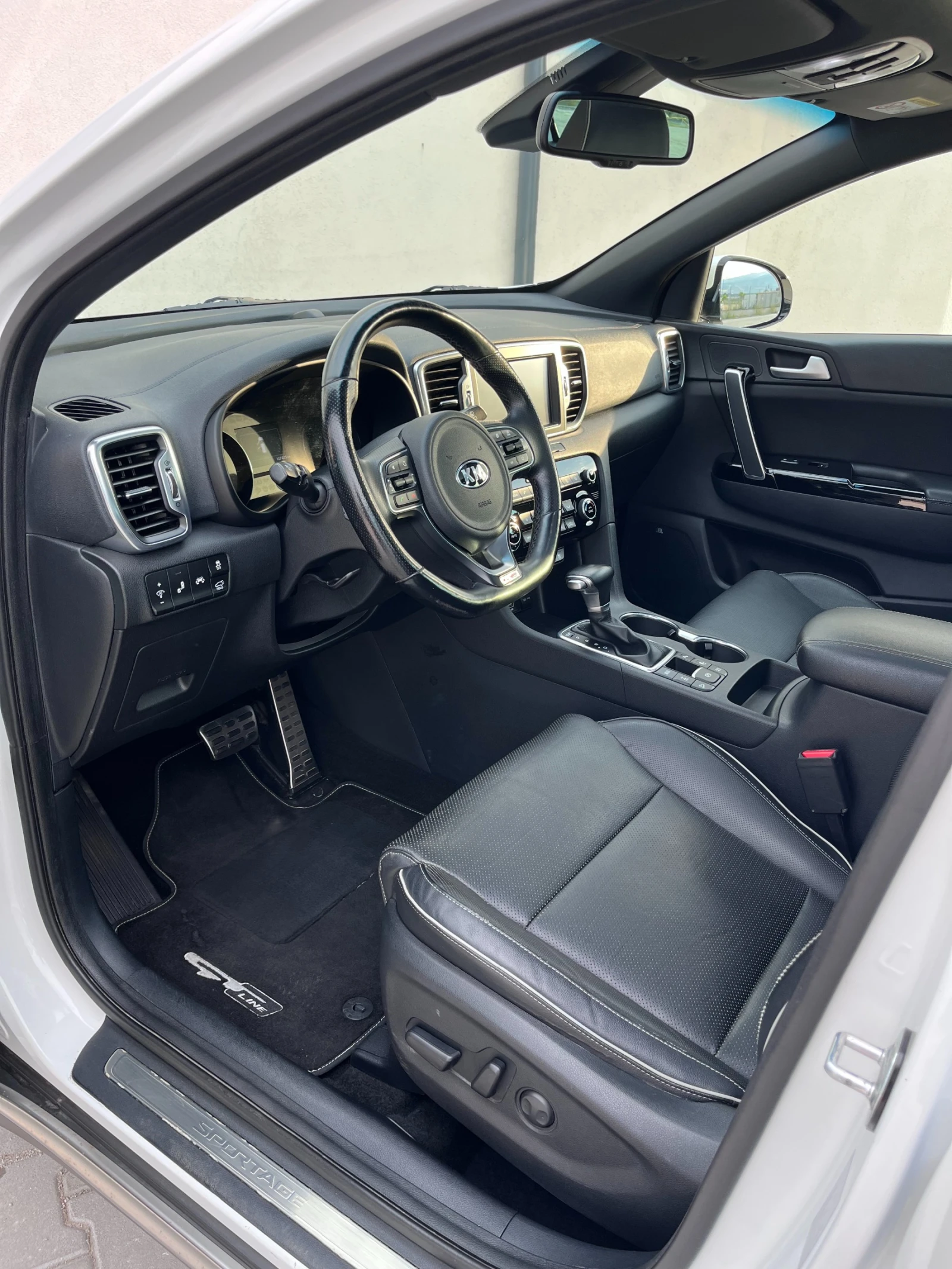 Kia Sportage  2.0 CRDI GT Line 185�� 4�4 /����. ����. �������  | Mobile.bg � ����������� 8