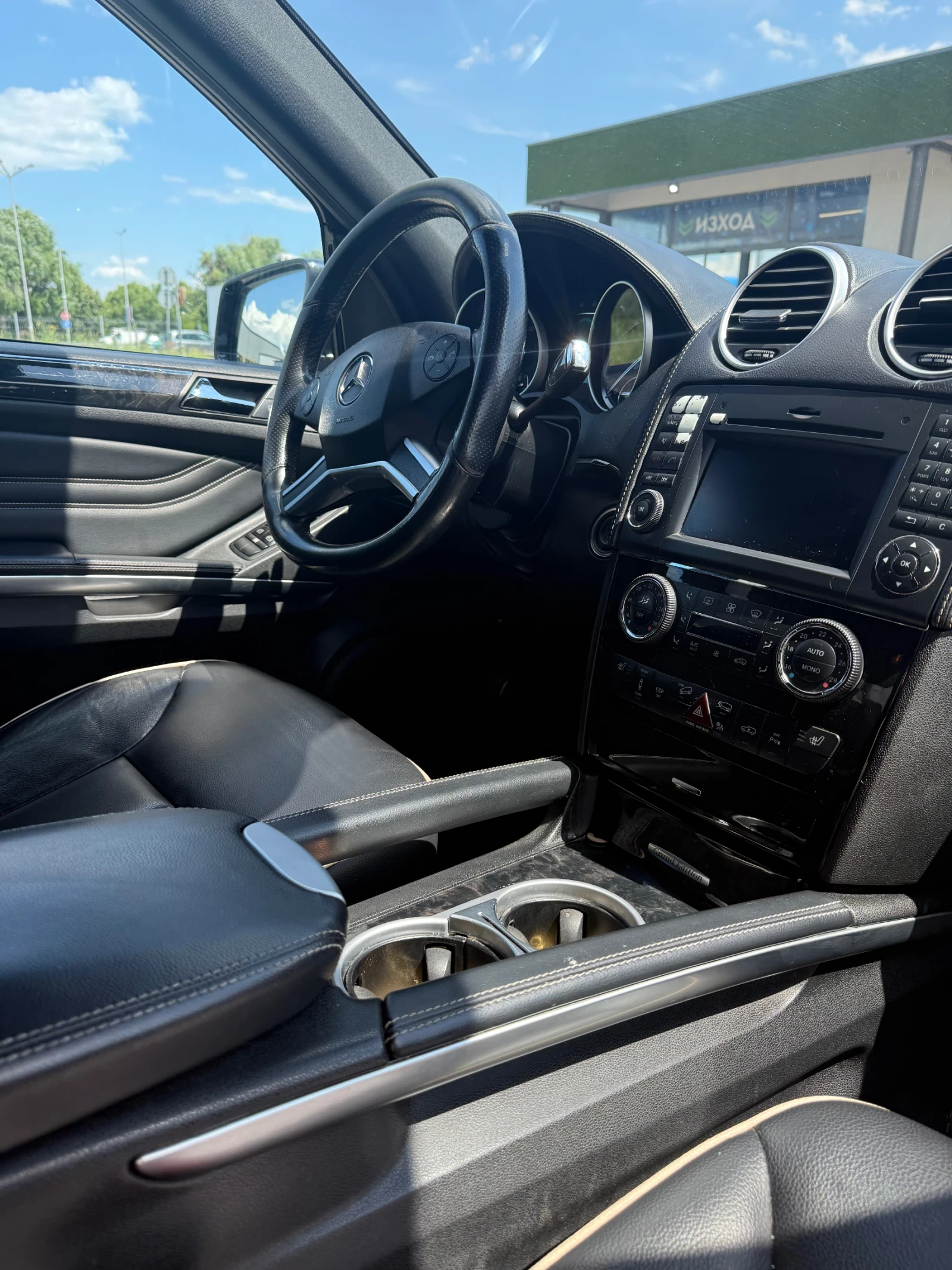 Mercedes-Benz ML 350, снимка 6 - Автомобили и джипове - 55244708