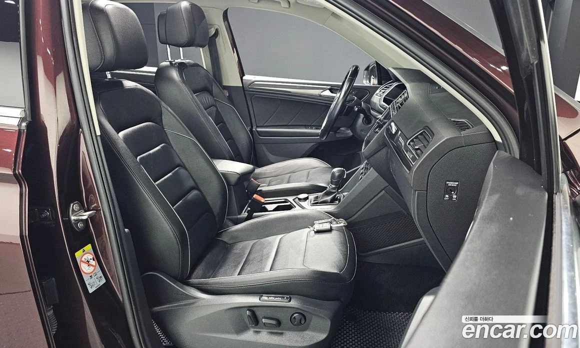 VW Tiguan 2.0 TDI 4Motion Prestige, снимка 15 - Автомобили и джипове - 56122231
