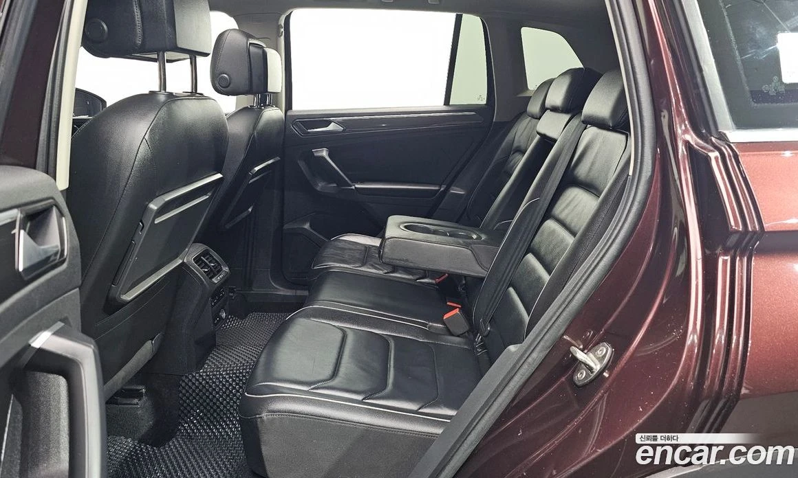 VW Tiguan 2.0 TDI 4Motion Prestige, снимка 16 - Автомобили и джипове - 56122231