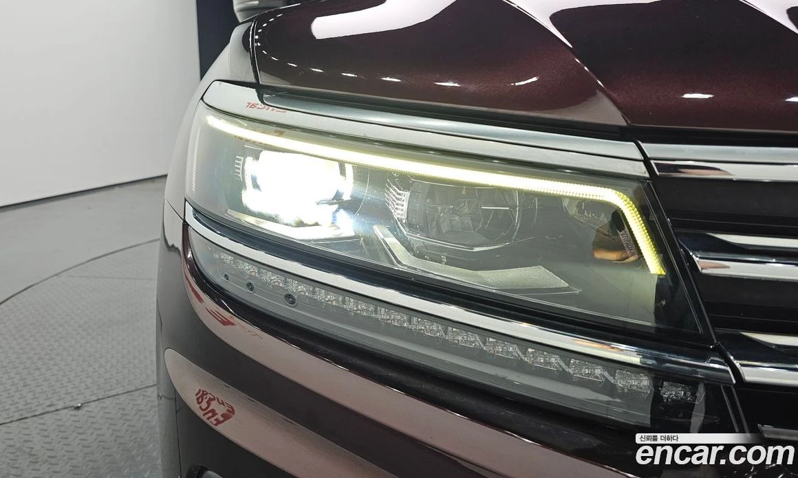 VW Tiguan 2.0 TDI 4Motion Prestige, снимка 7 - Автомобили и джипове - 56122231