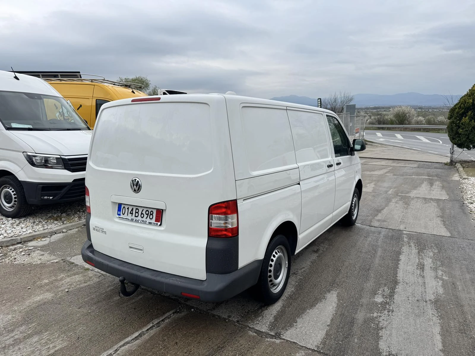 VW Transporter ХЛАДИЛЕН, снимка 6 - Бусове и автобуси - 54056523