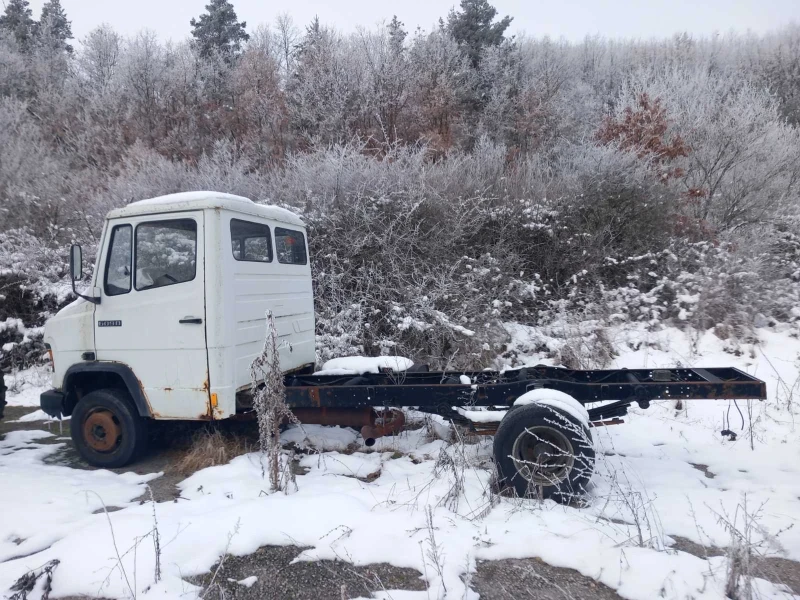 Mercedes-Benz 709 4.0, снимка 1 - Камиони - 48927391