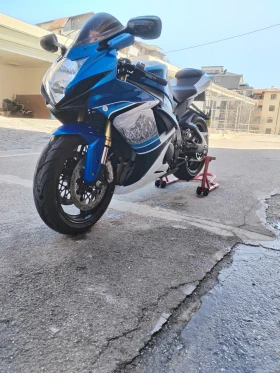 Suzuki Gsxr 750, снимка 1