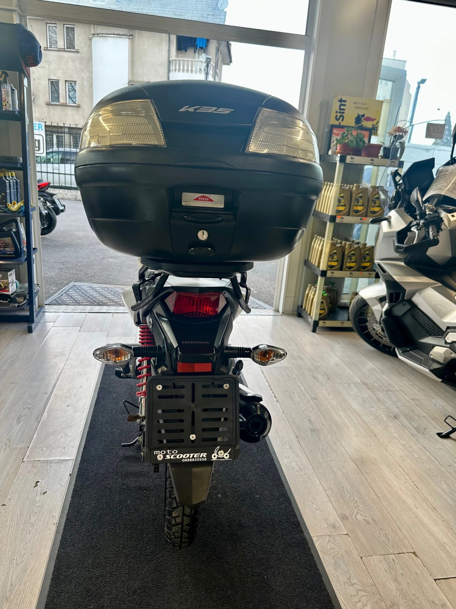 Honda Cb 125F 12.2015г. кат.А1, снимка 13 - Мотоциклети и мототехника - 54115334