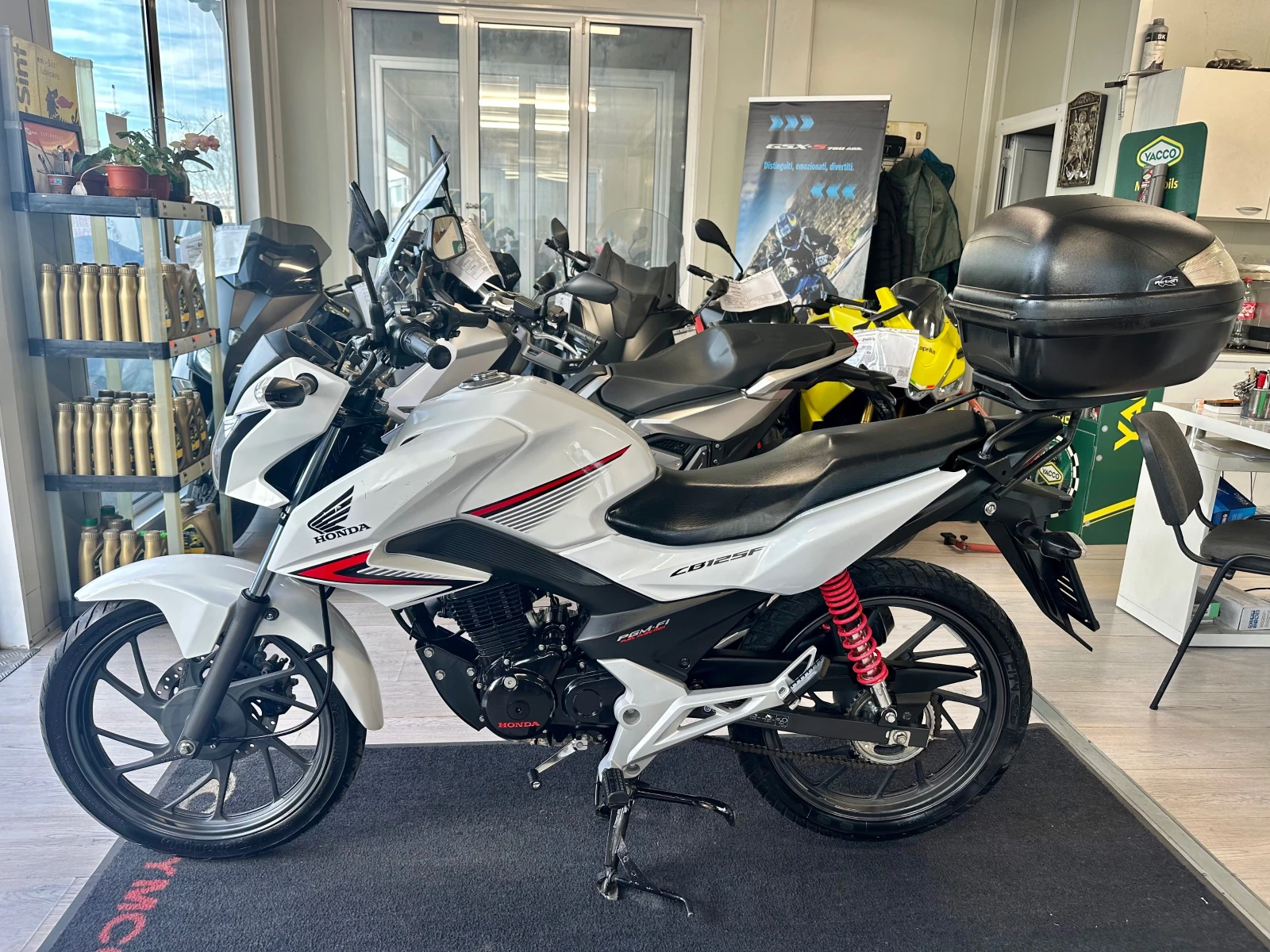 Honda Cb 125F 12.2015г. кат.А1, снимка 15 - Мотоциклети и мототехника - 54115334