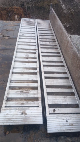 Багер Caterpillar 306, снимка 8 - Индустриална техника - 53650654