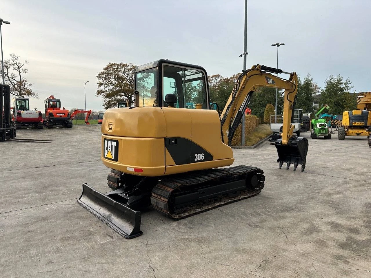 Багер Caterpillar 306 - изображение 3
