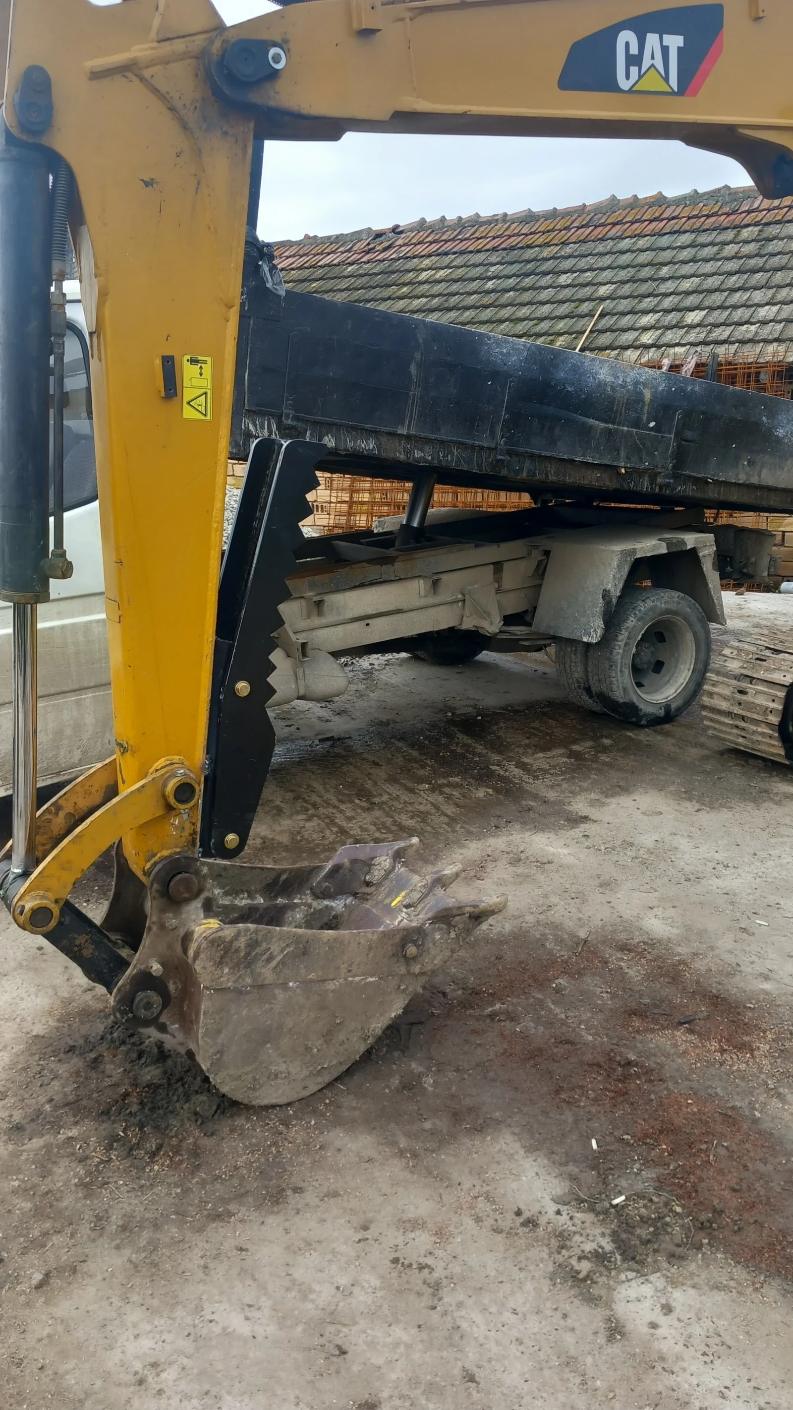 Багер Caterpillar 306 - изображение 10