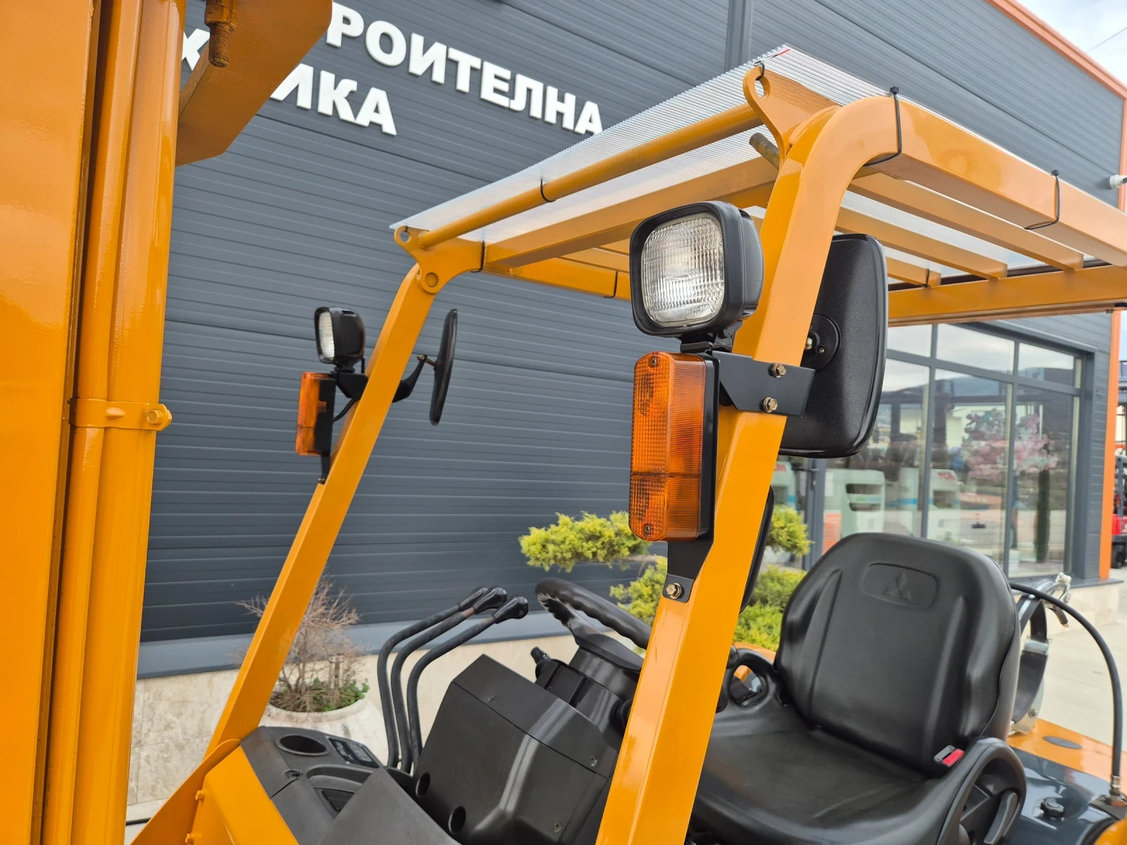 Мотокар Mitsubishi ИЗРАВНИТЕЛ / 4 метра ПОВДИГАНЕ / ГАЗ+ БЕНЗИН !!!, снимка 16 - Индустриална техника - 54058909