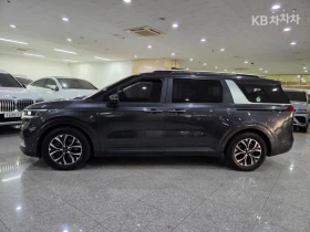 Kia Carnival КОЖА* ПОДГРЕВ* ОБДУХВ* МОНИТОРИ* ДИСТ, снимка 4