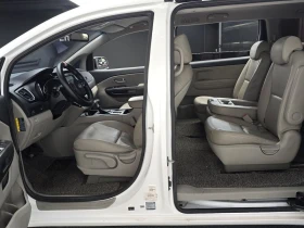 Kia Carnival 11-Seater Deluxe| 199к.с., снимка 12