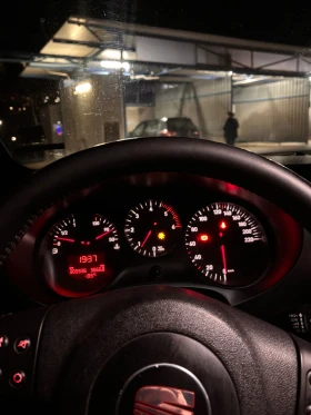 Seat Leon - 3250 € / 6356.45 лв. - 75541923 6