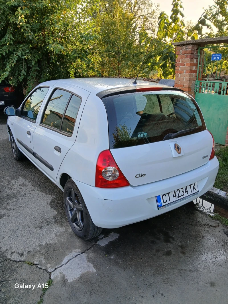 Renault Clio 1.2 16v, снимка 2 - Автомобили и джипове - 47998991