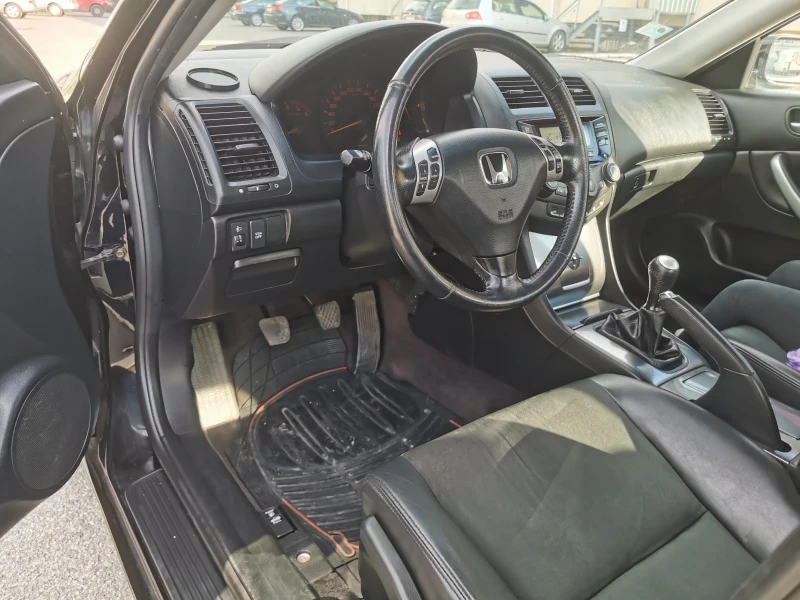 Honda Accord 2.2/140, снимка 12 - Автомобили и джипове - 48632992