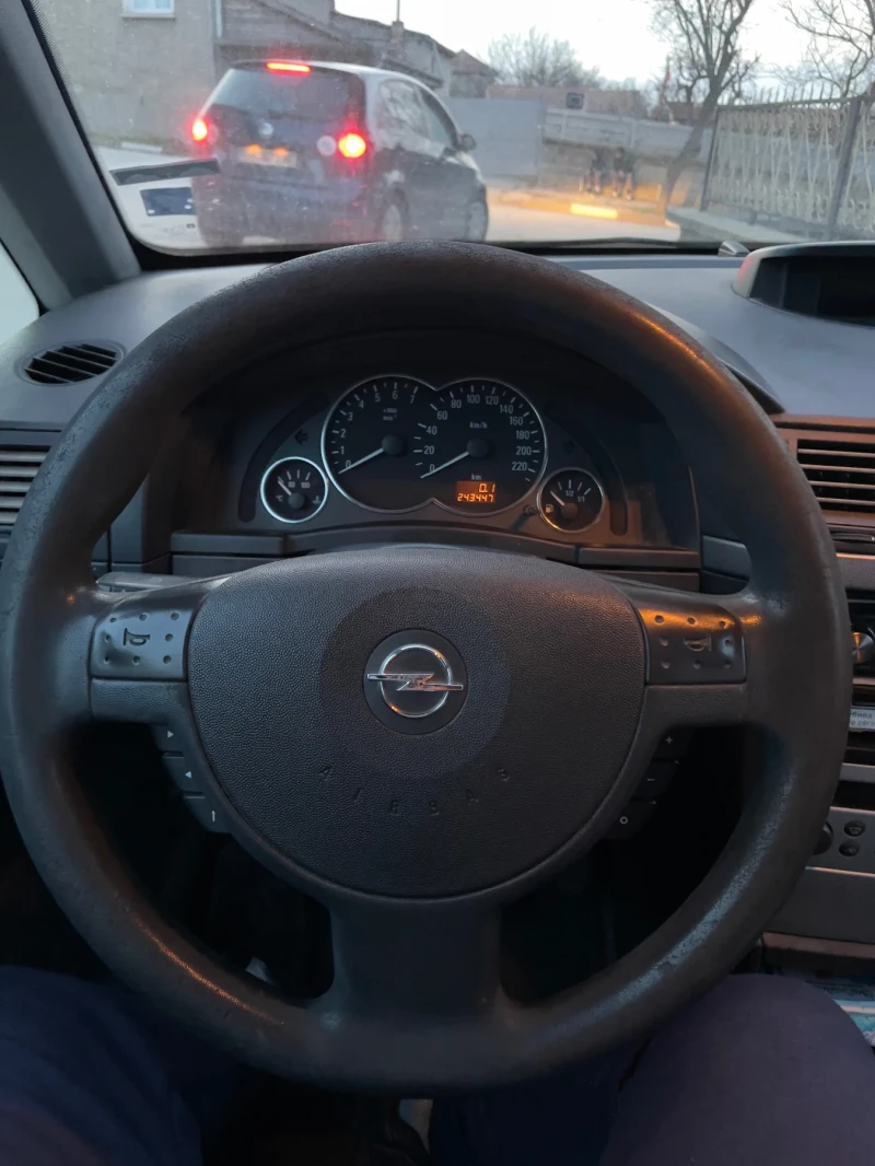 Opel Meriva, снимка 7 - Автомобили и джипове - 49514345