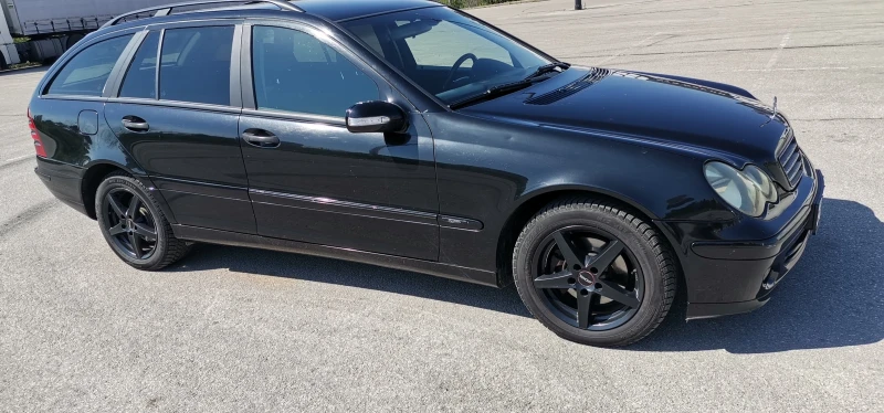 Mercedes-Benz C 200, снимка 2 - Автомобили и джипове - 50864107