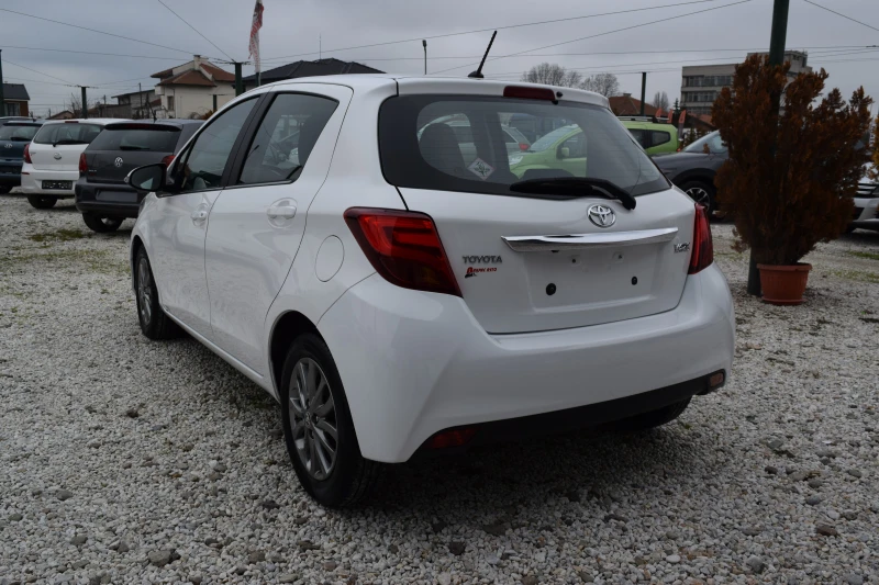 Toyota Yaris 1.4 d4d* Euro6B* 90 kc* , снимка 4 - Автомобили и джипове - 52889673