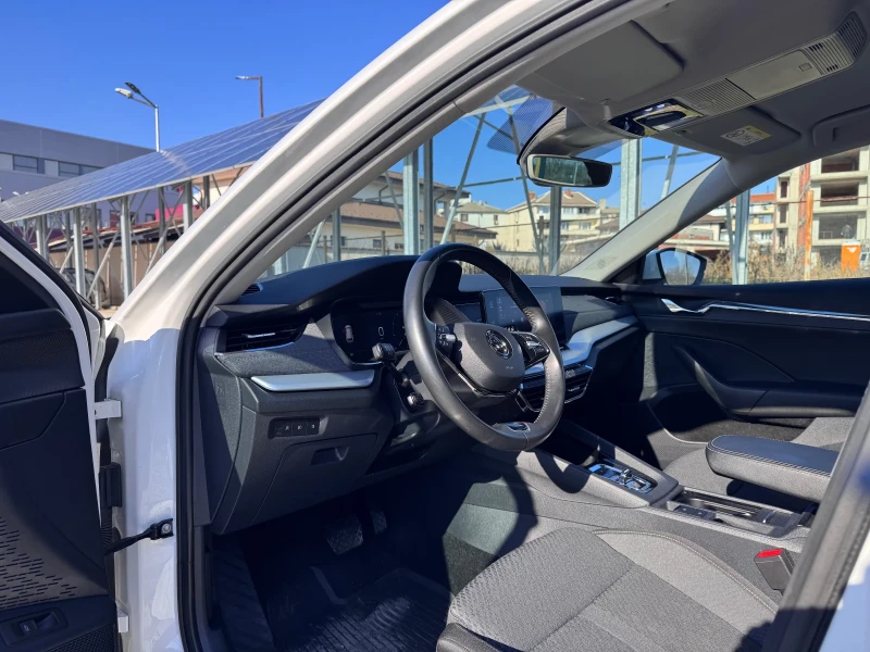 Skoda Octavia 2.0TDI/DSG/150 к.с./ LED Matrix , снимка 8 - Автомобили и джипове - 53156441