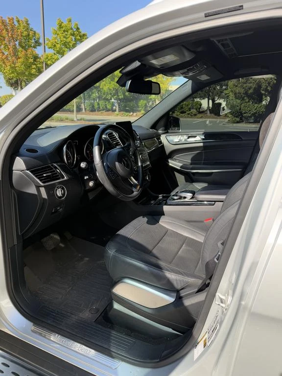 Mercedes-Benz CLS 550 4MATIC - изображение 5