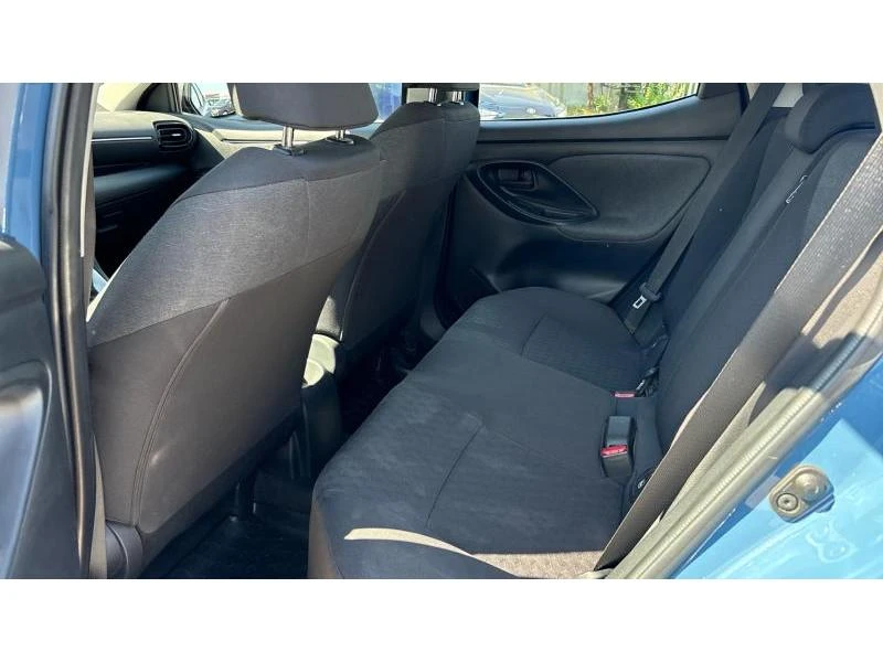 Toyota Yaris 1.5P FANCY CVT, снимка 11 - Автомобили и джипове - 55568389