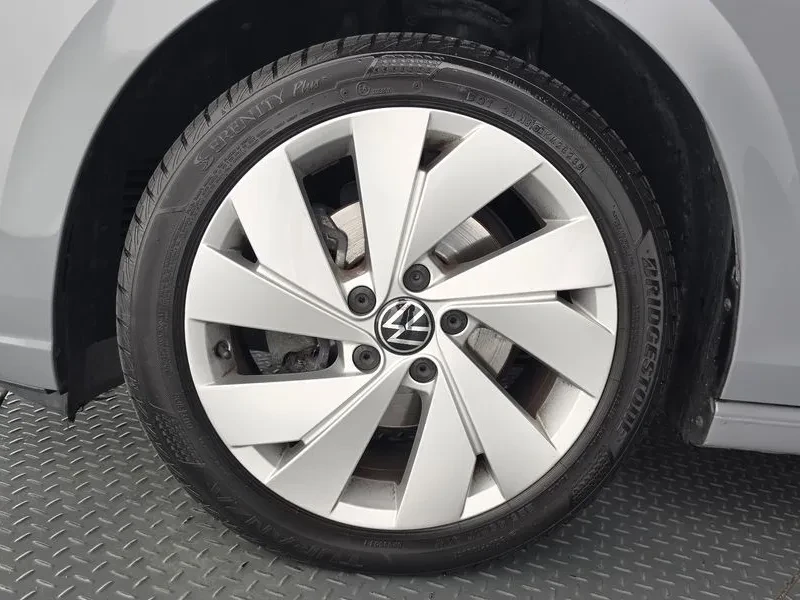 VW Golf 2.0 Tdi Premium, снимка 5 - Автомобили и джипове - 55785482