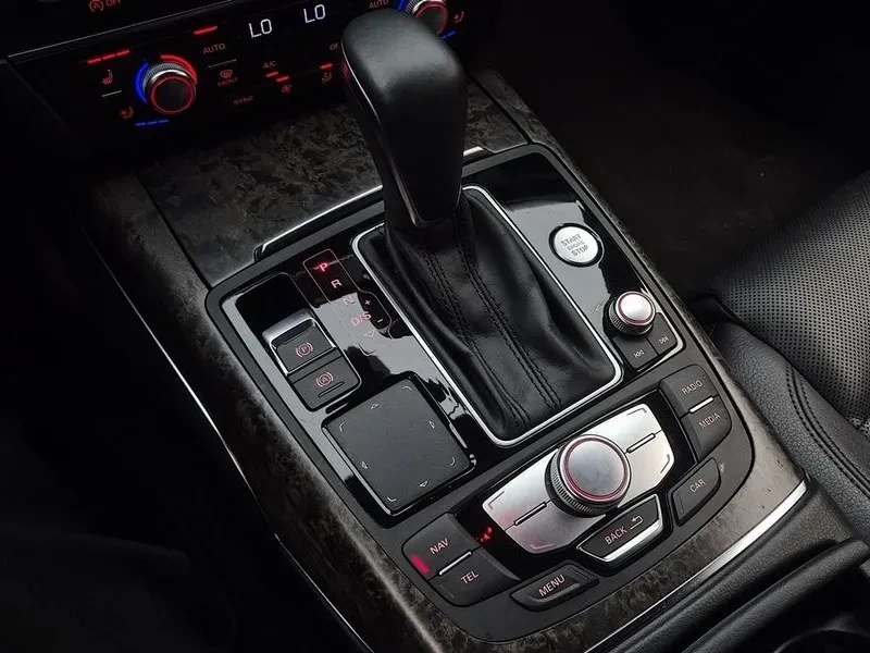 Audi A6 2.0 TFSI - САМО 30% АВАНС, снимка 8 - Автомобили и джипове - 56293699