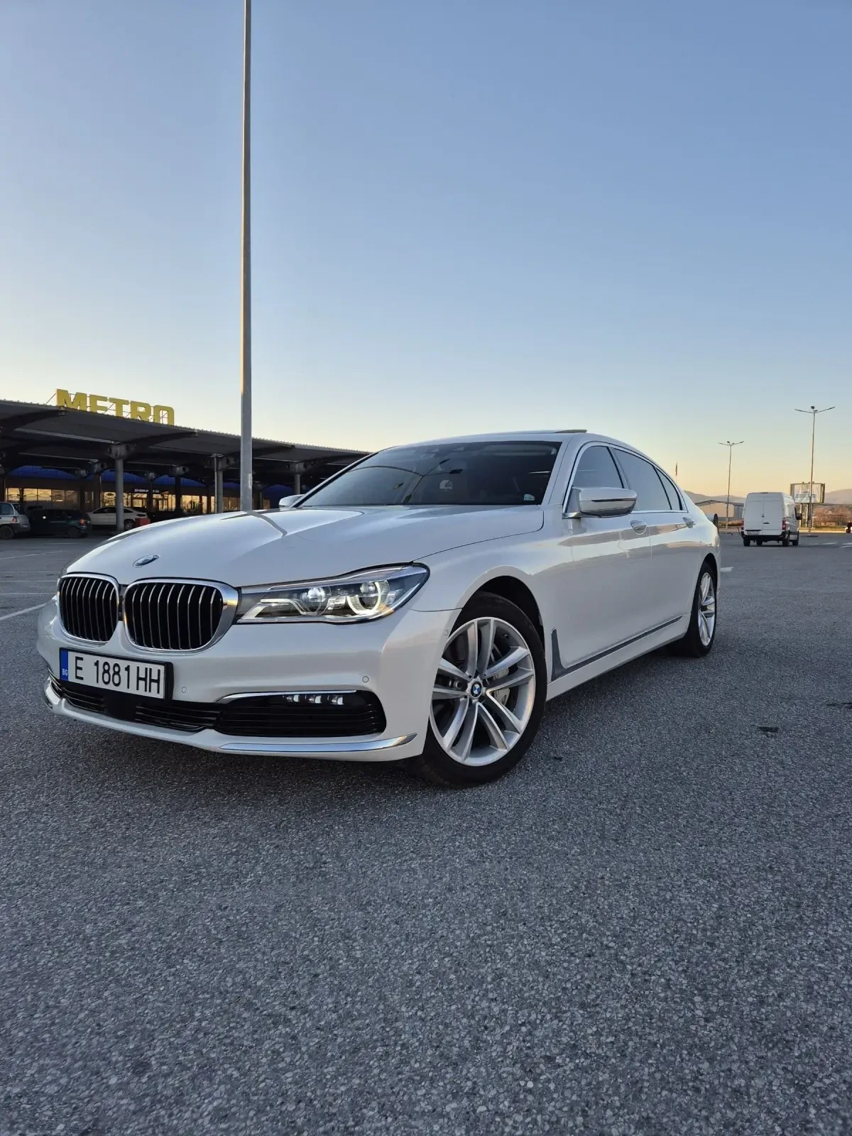 BMW 750 Li 4х4, снимка 1