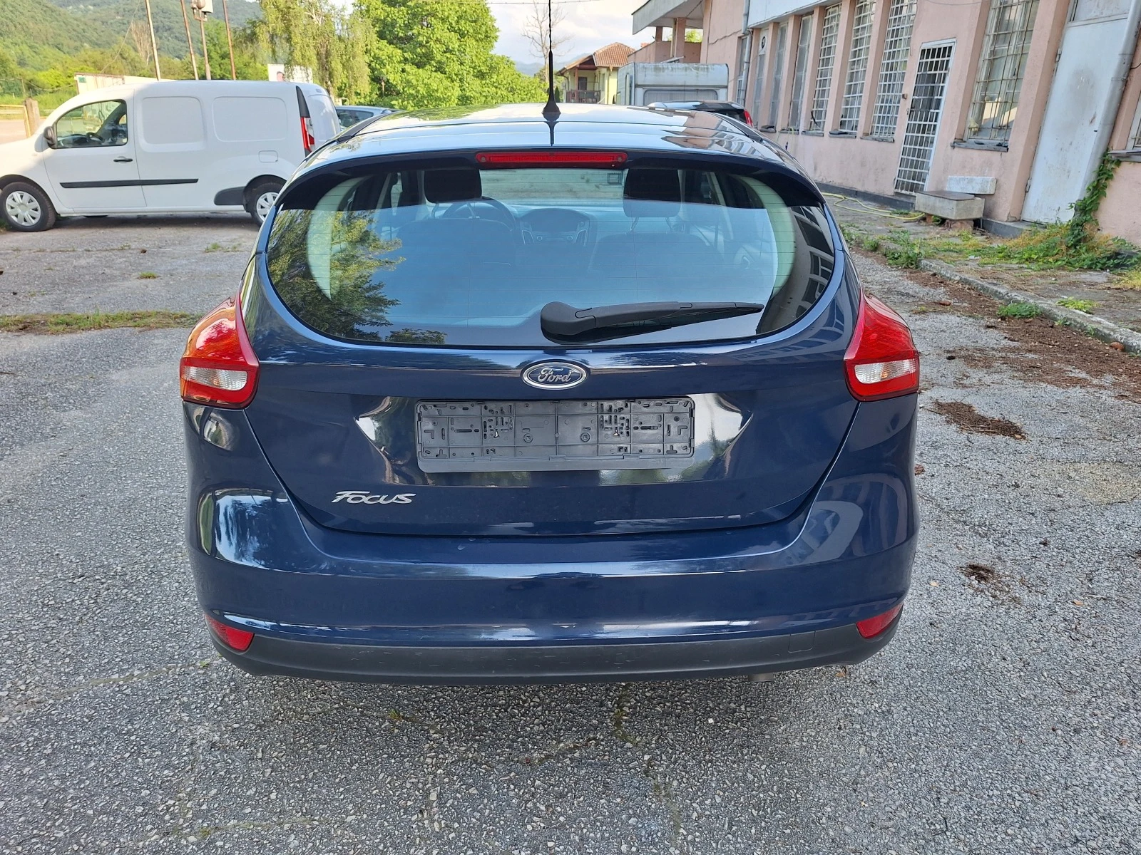 Ford Focus 1, 6i* ГАЗ* КЛИМА - изображение 4