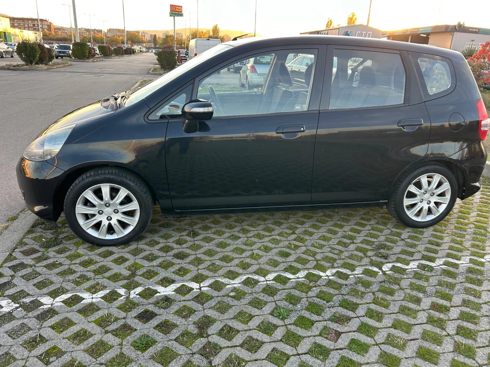 Honda Jazz 1.4i Automat - изображение 7