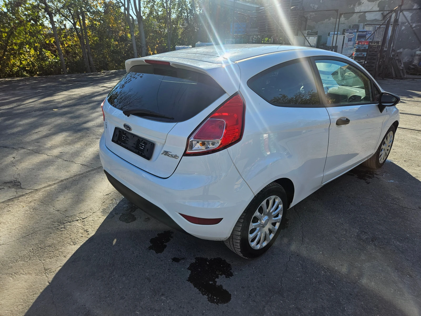 Ford Fiesta  - изображение 7