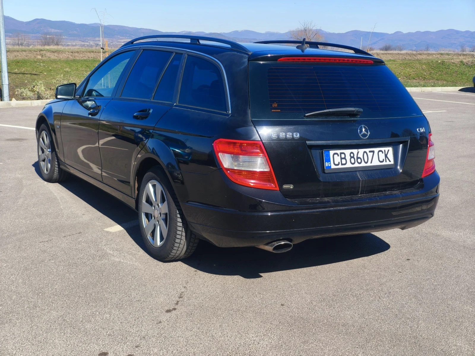 Mercedes-Benz C 220 СМЕНЕНА ВЕРИГА, снимка 3 - Автомобили и джипове - 53771780