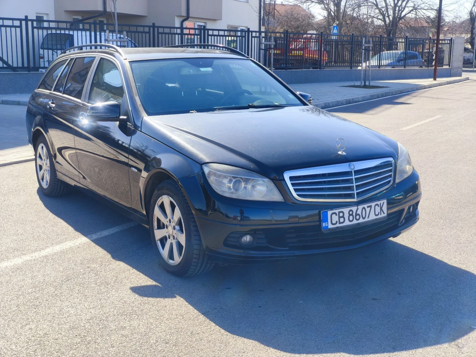 Mercedes-Benz C 220 СМЕНЕНА ВЕРИГА, снимка 6 - Автомобили и джипове - 53771780