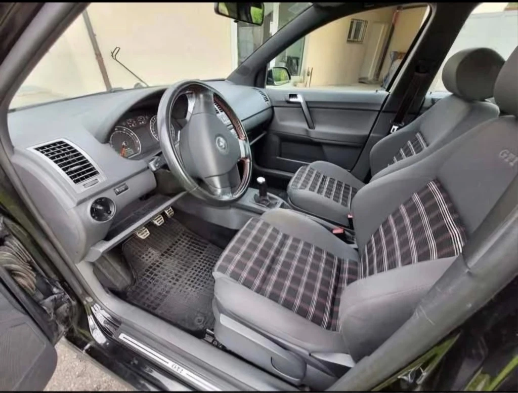 VW Polo Exclusive Bose Facelift Sportback Quattro - изображение 8