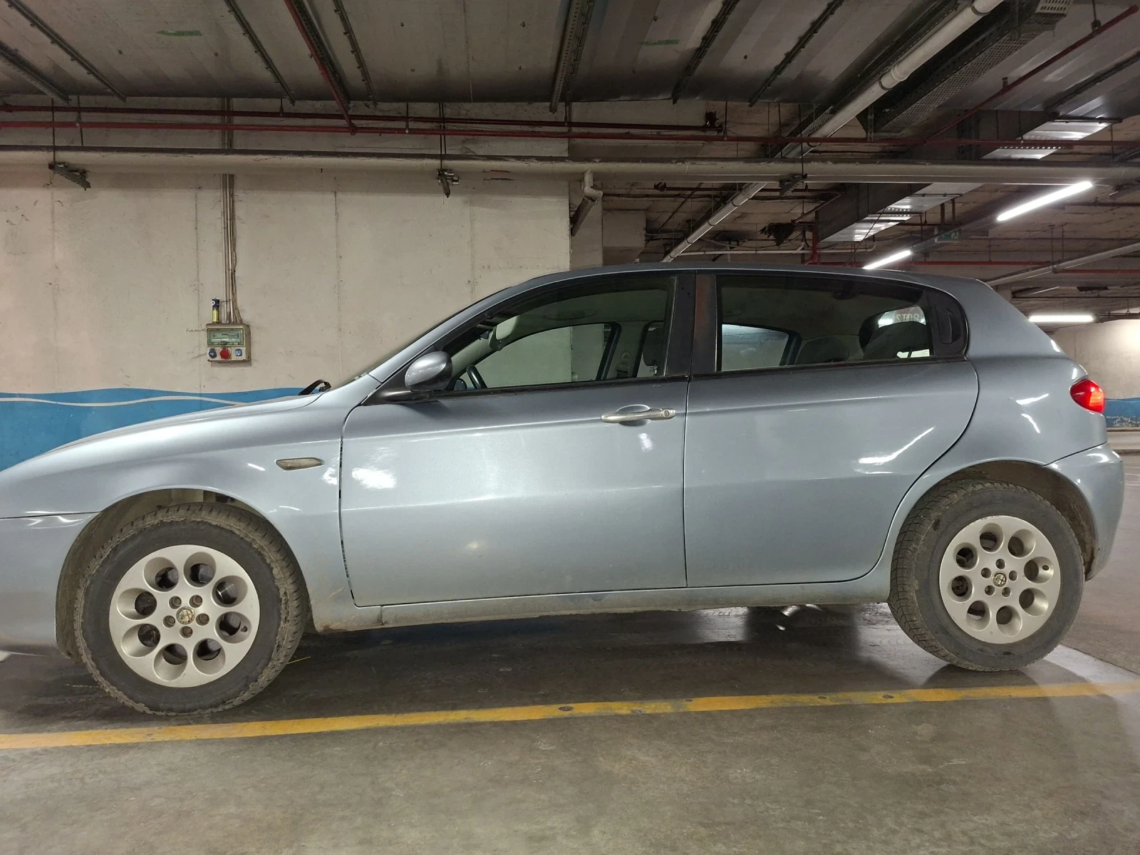 Alfa Romeo 147 1.9jtdm, снимка 3 - Автомобили и джипове - 53800872