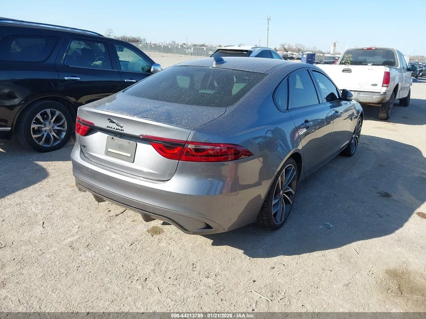 Jaguar Xf 2l Se P250 Rwd Automatic, снимка 4 - Автомобили и джипове - 53907259