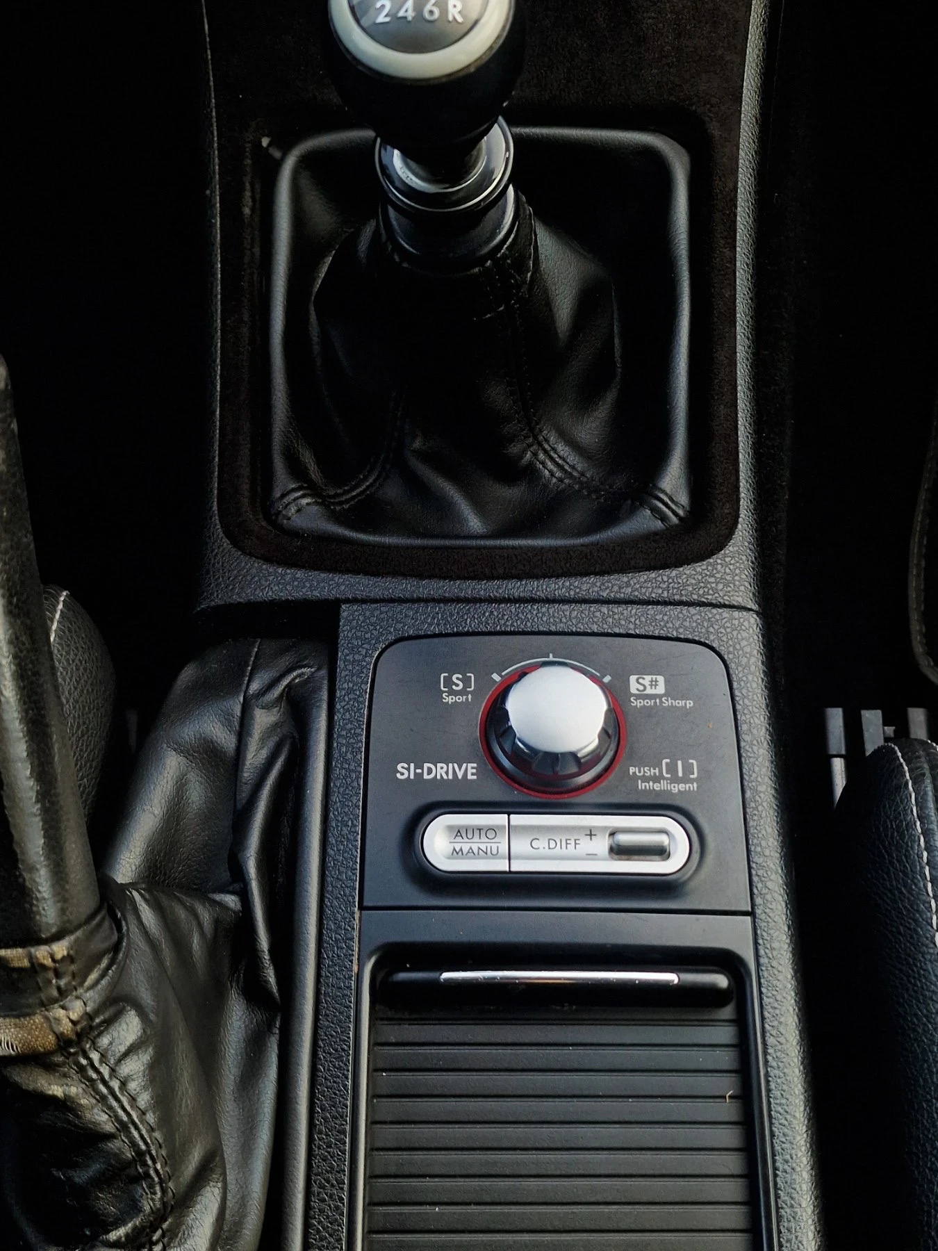 Subaru Impreza 2.5 STI, снимка 13 - Автомобили и джипове - 54252993