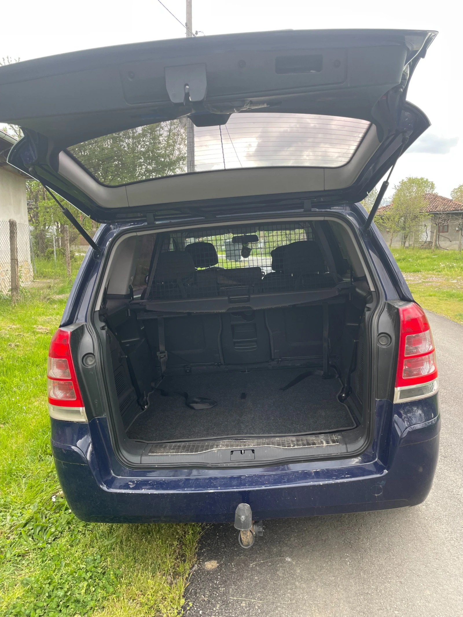 Opel Zafira, снимка 7 - Автомобили и джипове - 54391340