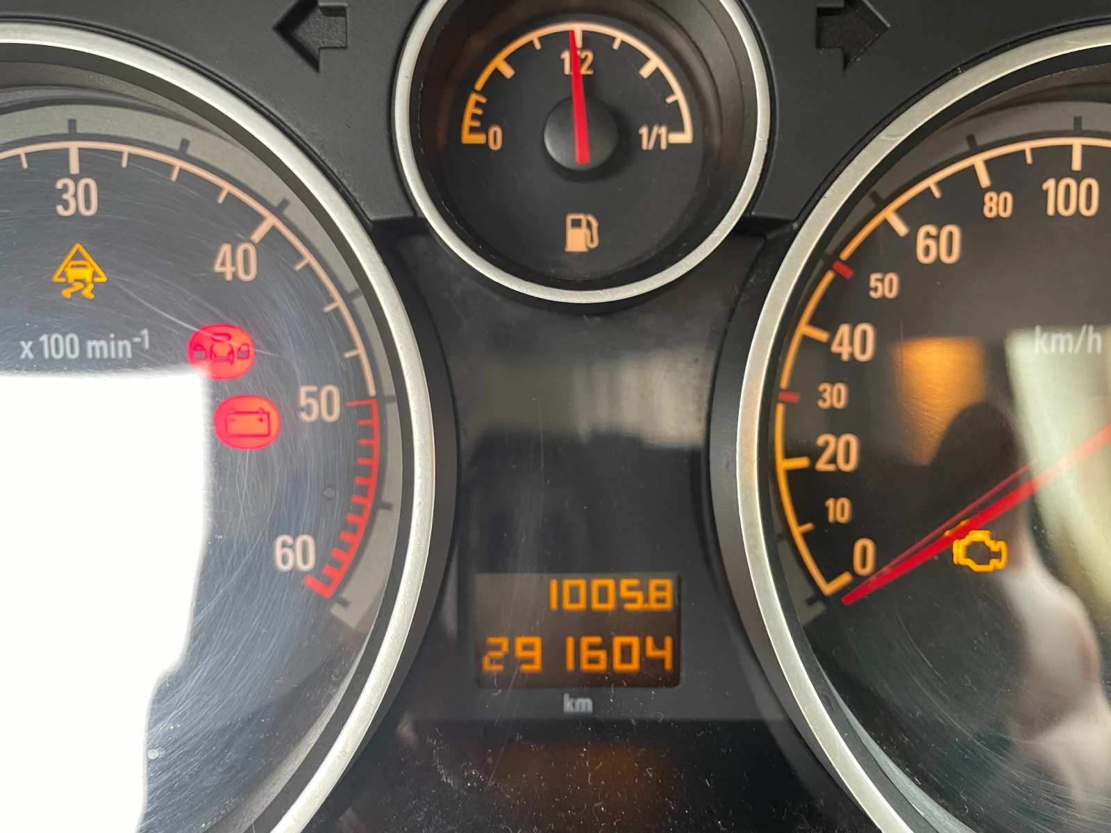 Opel Zafira, снимка 9 - Автомобили и джипове - 54391340