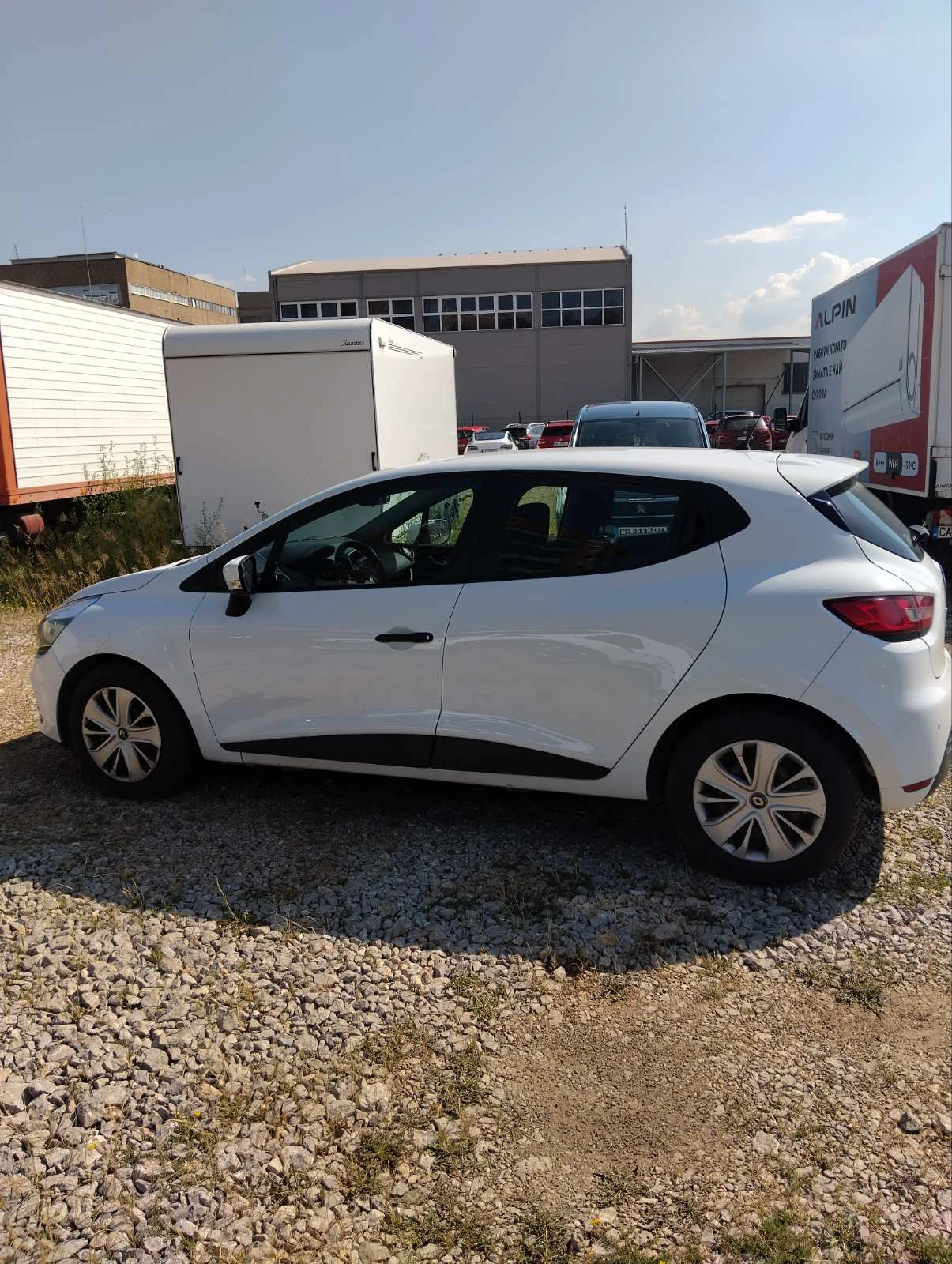 Renault Clio 1.5dCi, снимка 8 - Автомобили и джипове - 55083947