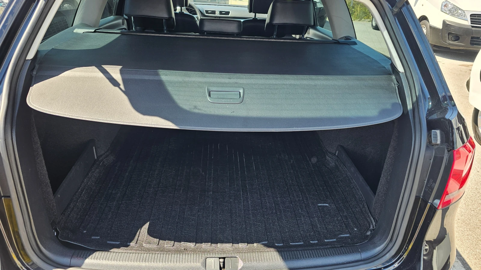 VW Passat 2.0TDI^HIGHLINE, снимка 17 - Автомобили и джипове - 55517745