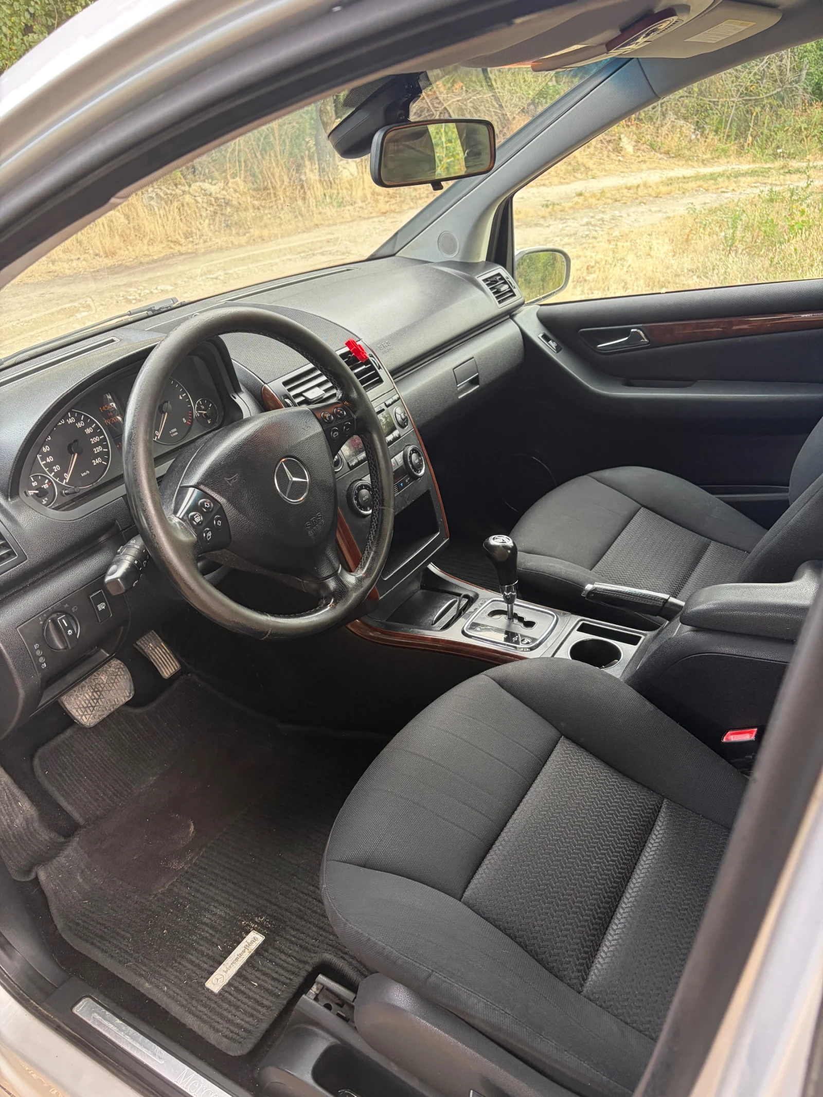 Mercedes-Benz A 180, снимка 6 - Автомобили и джипове - 55657922