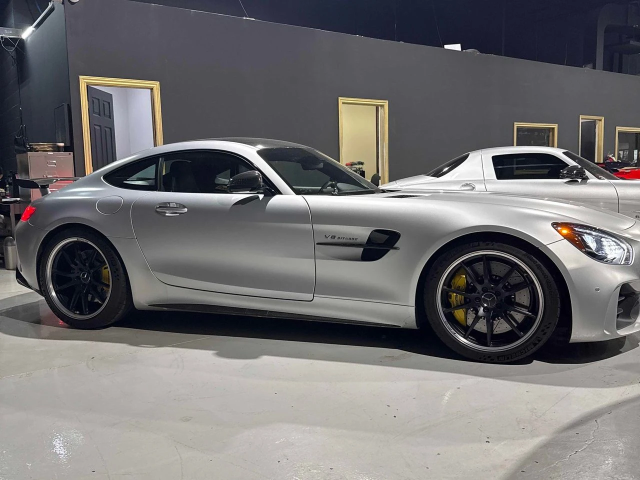 Mercedes-Benz AMG GT AMG GT R Coupe, снимка 3 - Автомобили и джипове - 55801306