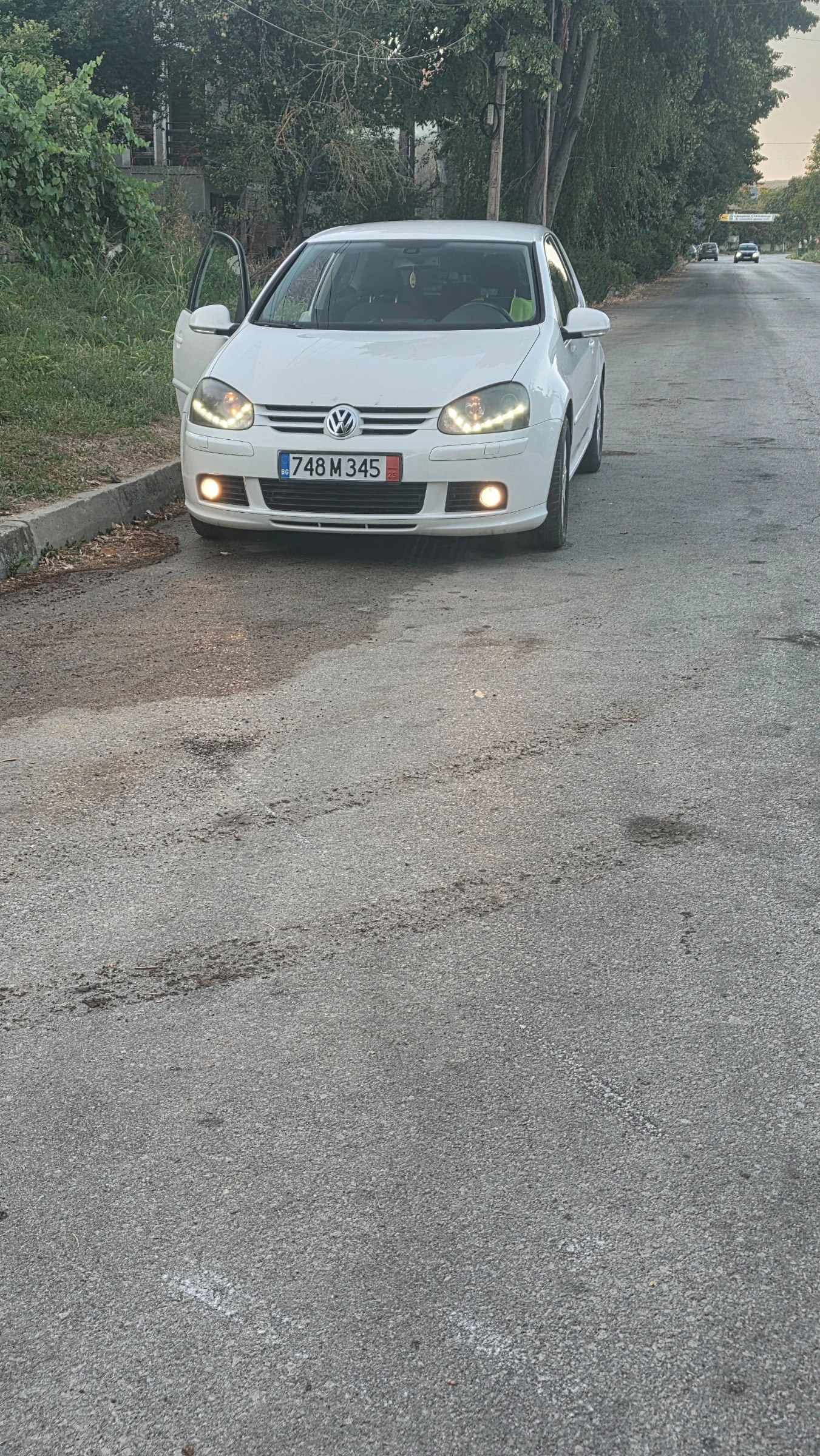 VW Golf