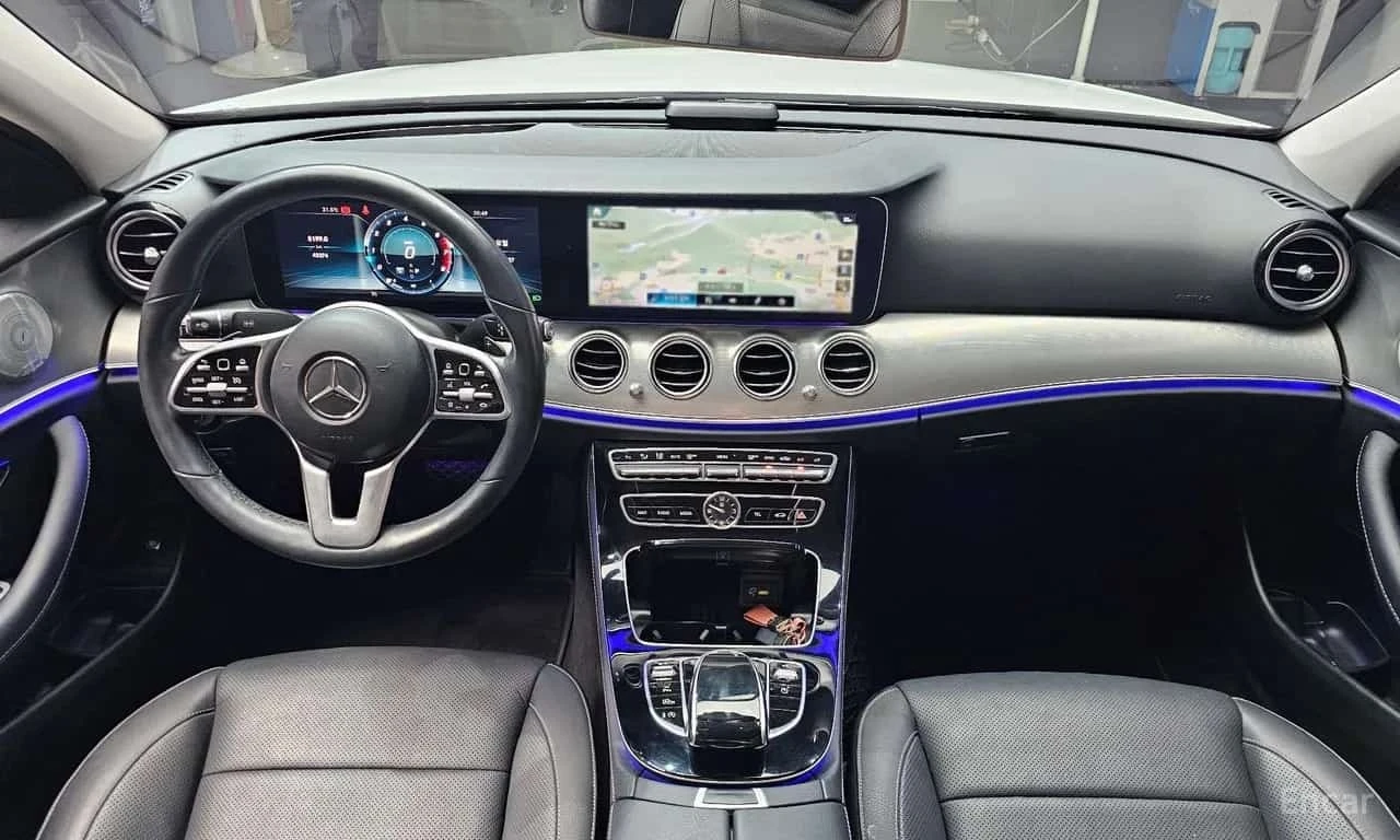 Mercedes-Benz E 300 * E300 AMG Line * ЦЕНА ДО БГ, снимка 8 - Автомобили и джипове - 56297354