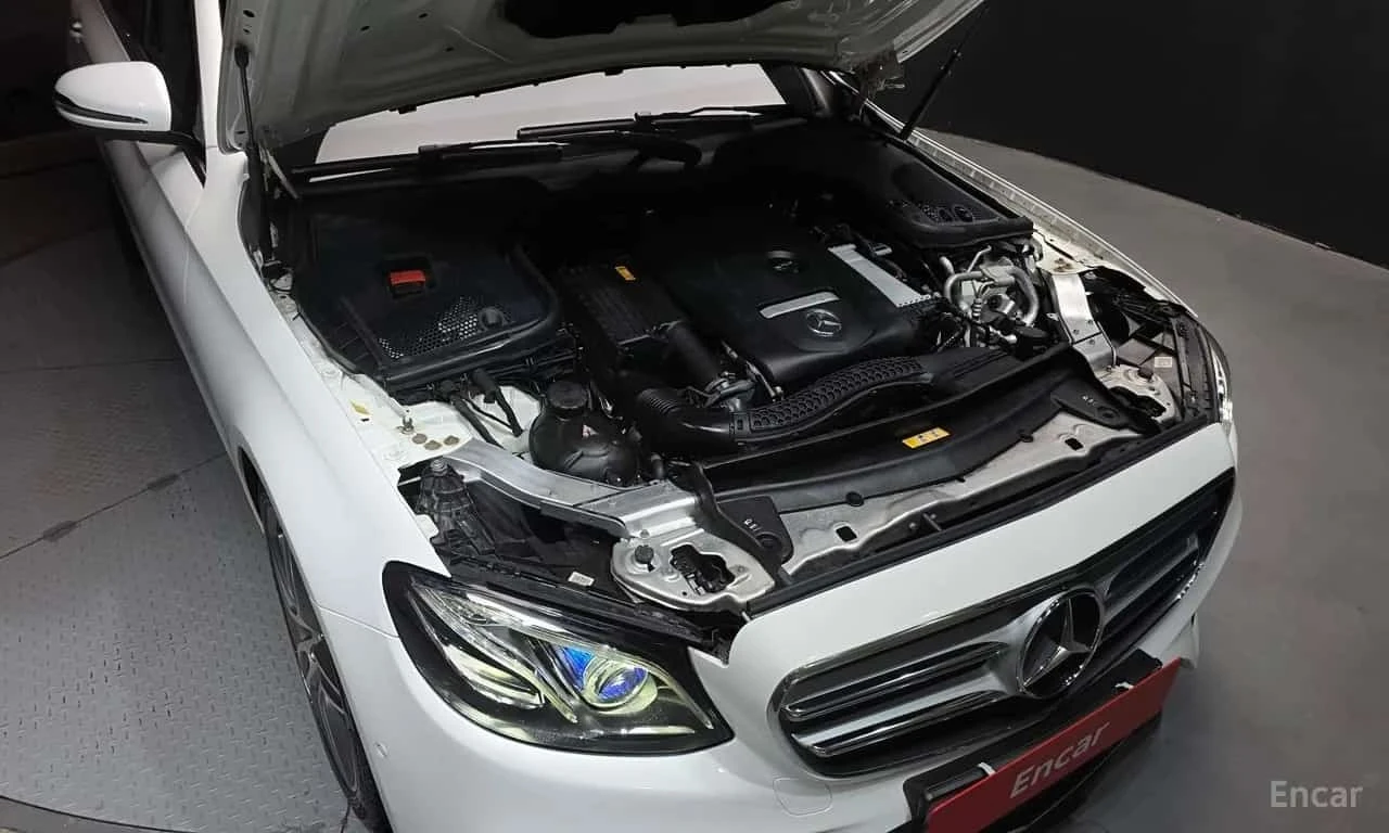 Mercedes-Benz E 300 * E300 AMG Line * ЦЕНА ДО БГ, снимка 6 - Автомобили и джипове - 56297354