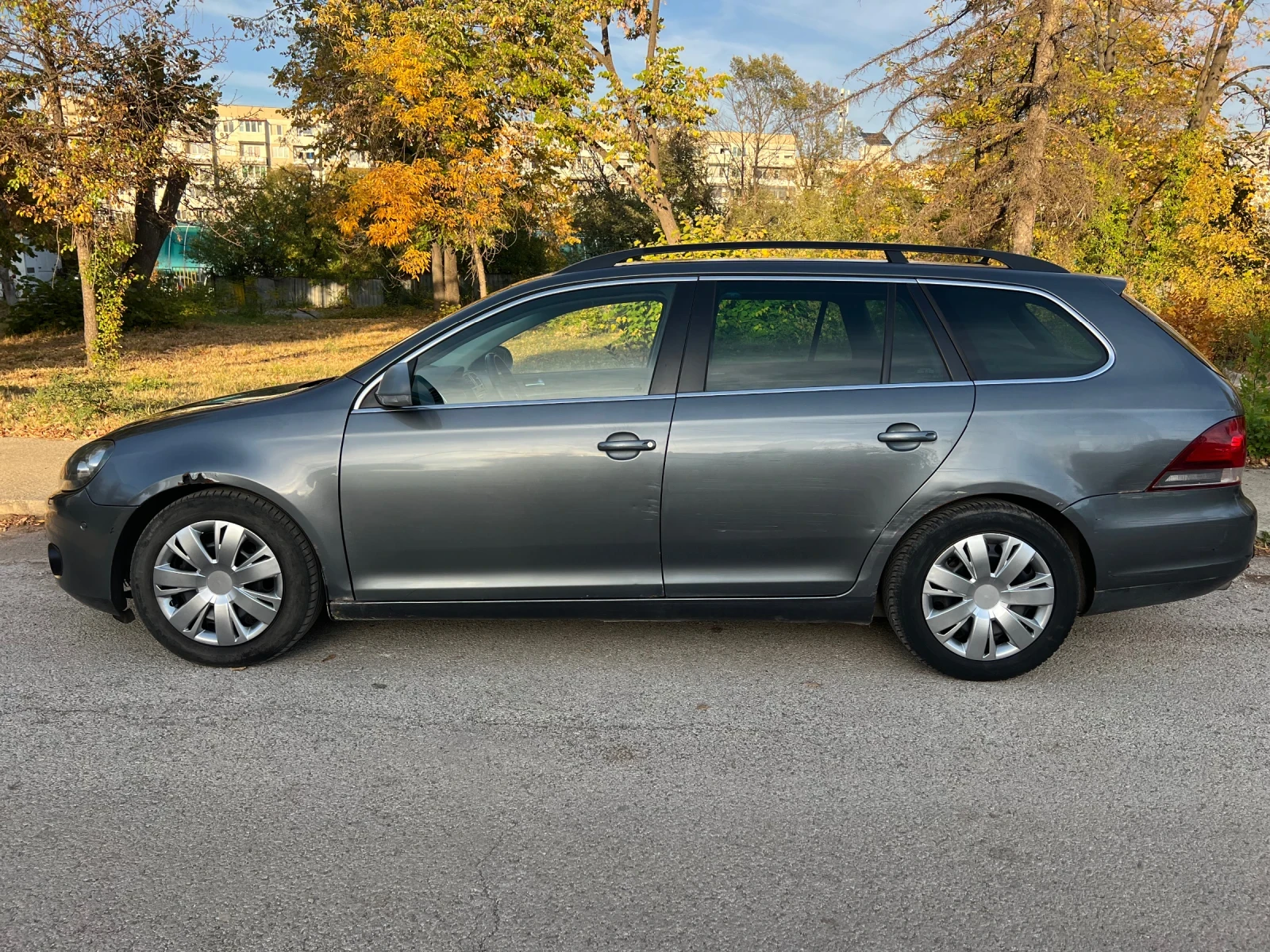 VW Golf КОМБИ-СЕМЕЕН АВТОМОБИЛ, снимка 4 - Автомобили и джипове - 56599912